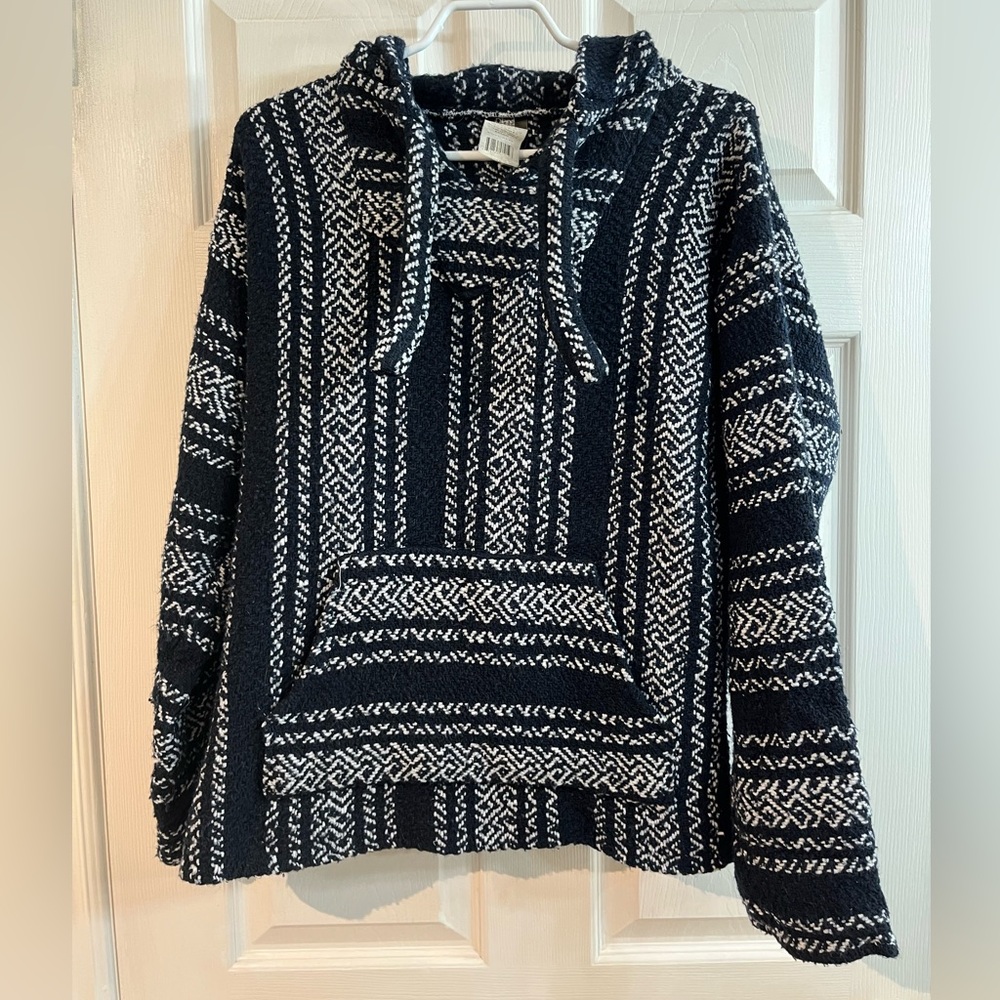 Authentic Oland Outdoors Baja Hoodie - Size US M